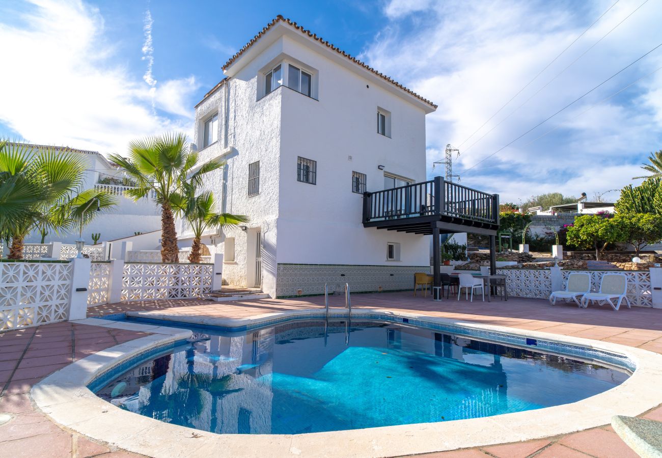 Villa à Nerja - Villa Mauri Private Pool by Casasol