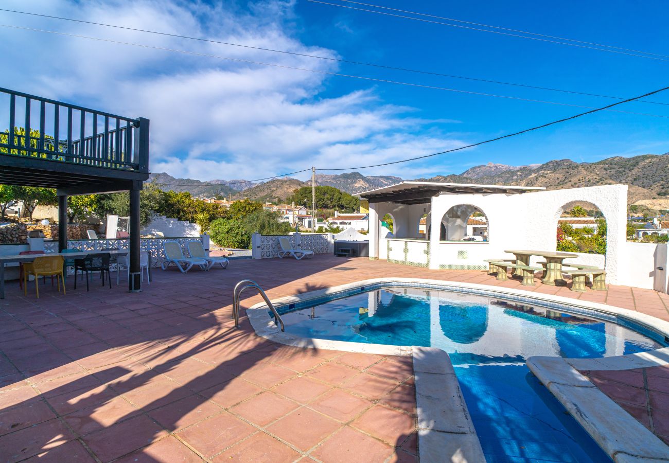 Villa à Nerja - Villa Mauri Private Pool by Casasol