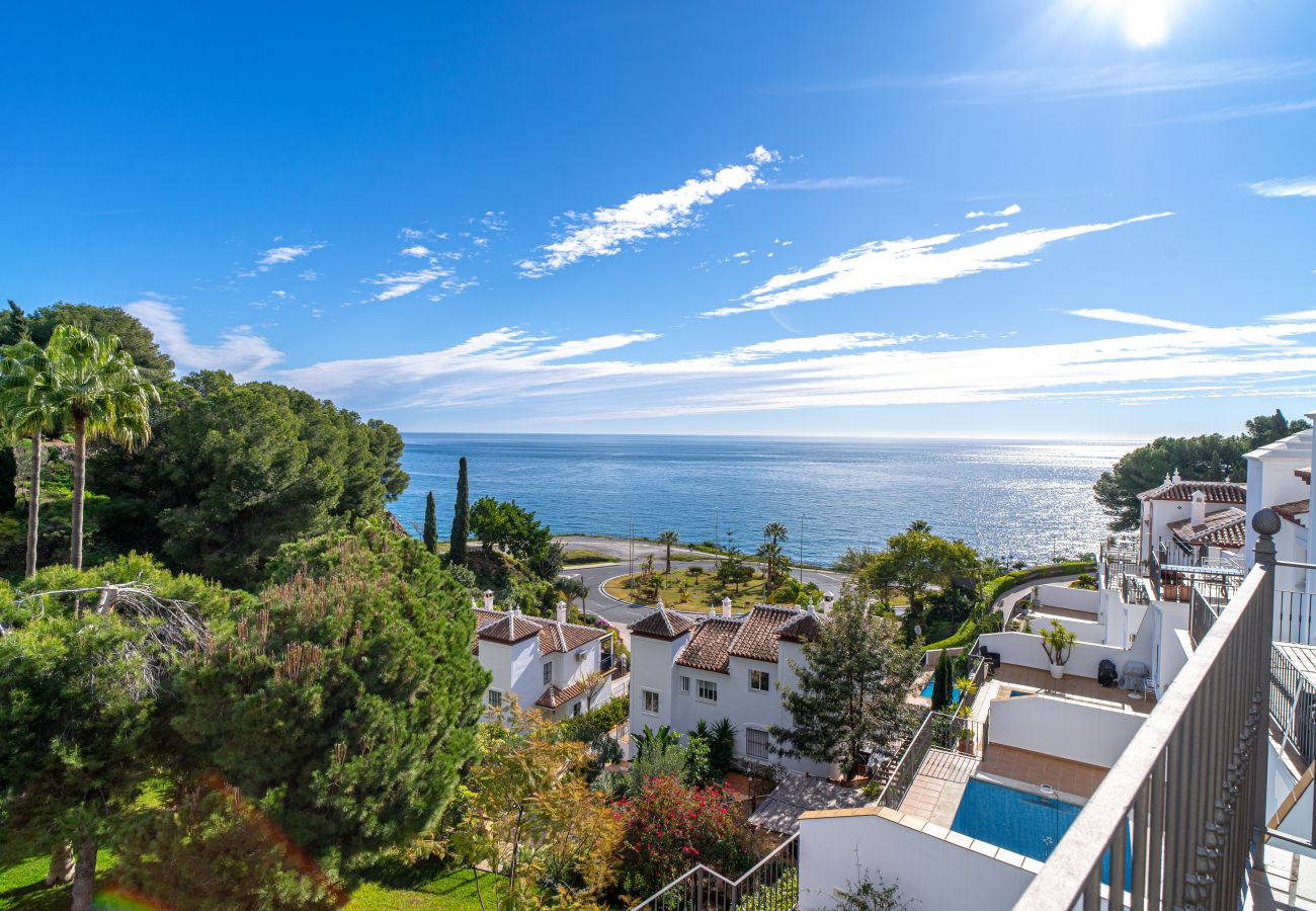 Villa à Nerja - Villa Ladera del Mar Private Pool by Casasol