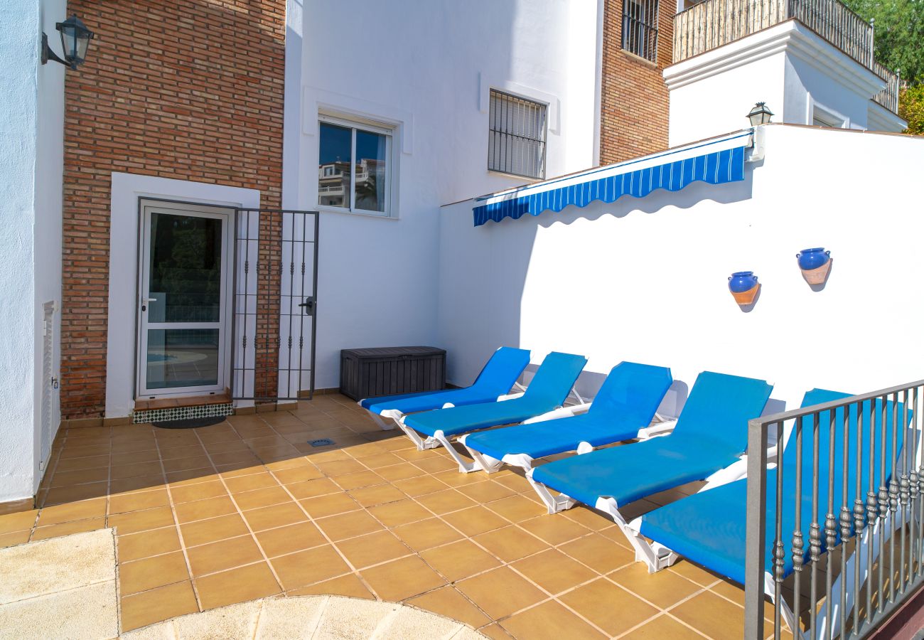 Villa à Nerja - Villa Ladera del Mar Private Pool by Casasol